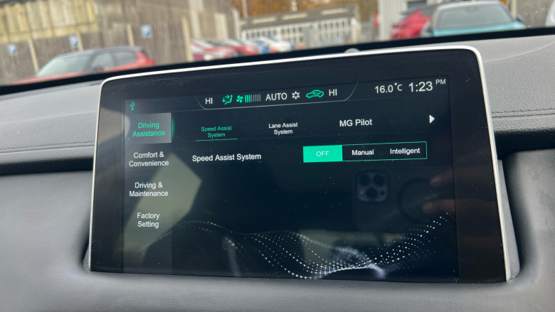 MG Hs 1.5 T-GDI Exclusive 5dr DCT Petrol Hatchback